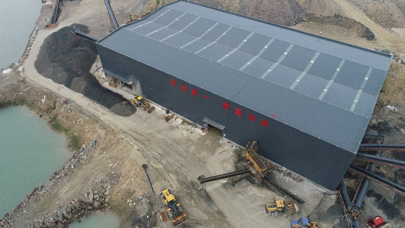 福建福鼎時(shí)產(chǎn)300噸玄武巖高標(biāo)料生產(chǎn)線(xiàn)